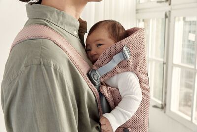 BabyBjörn Mini Bæresele 3D Mesh, Dusty Pink