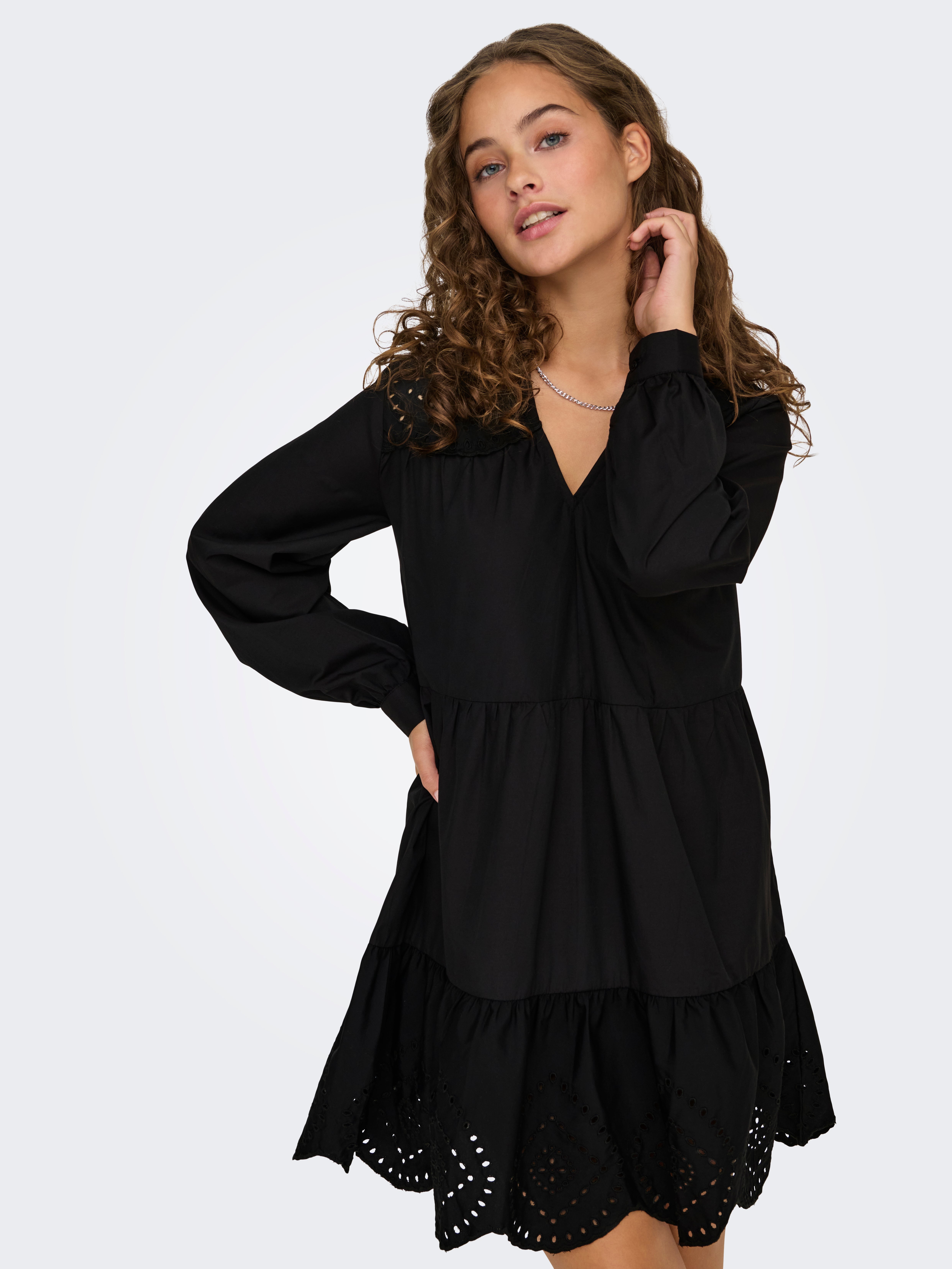 ONLOLIVIA Kurzes Kleid Black