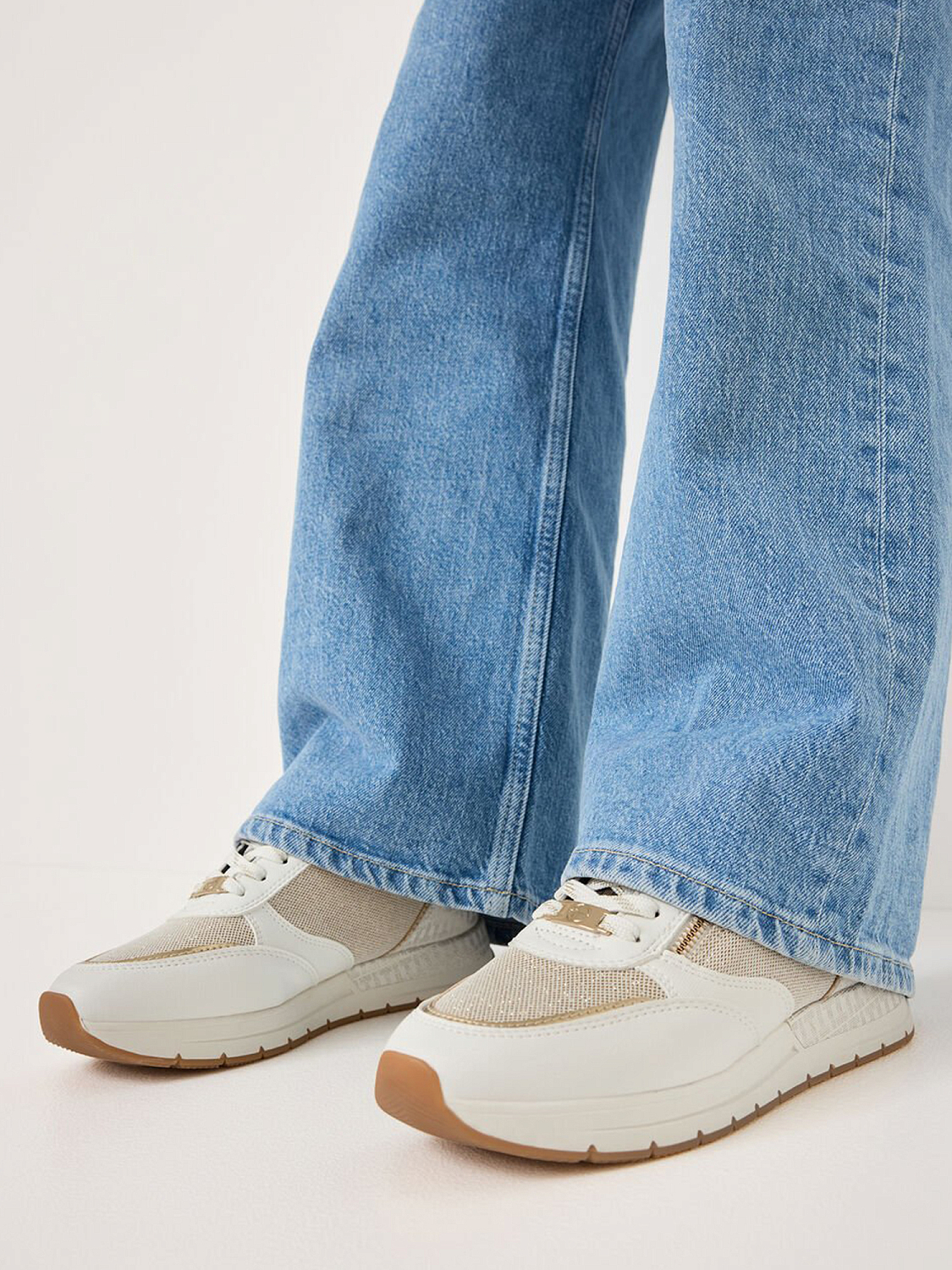 Tamaris Monogram Gold sneaker