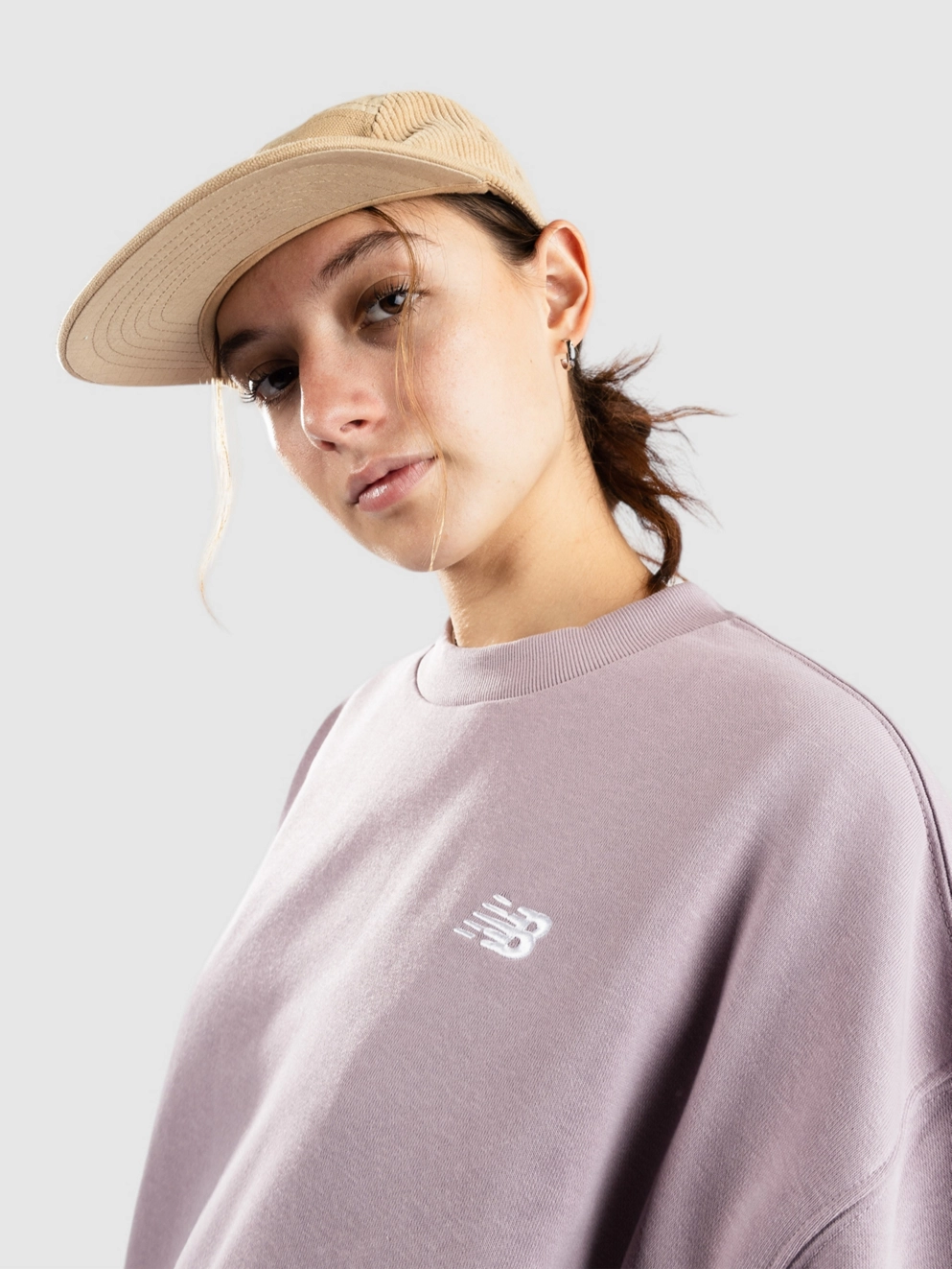 New Balance Sport Essentials French Terry Crew Sweater ice wine
