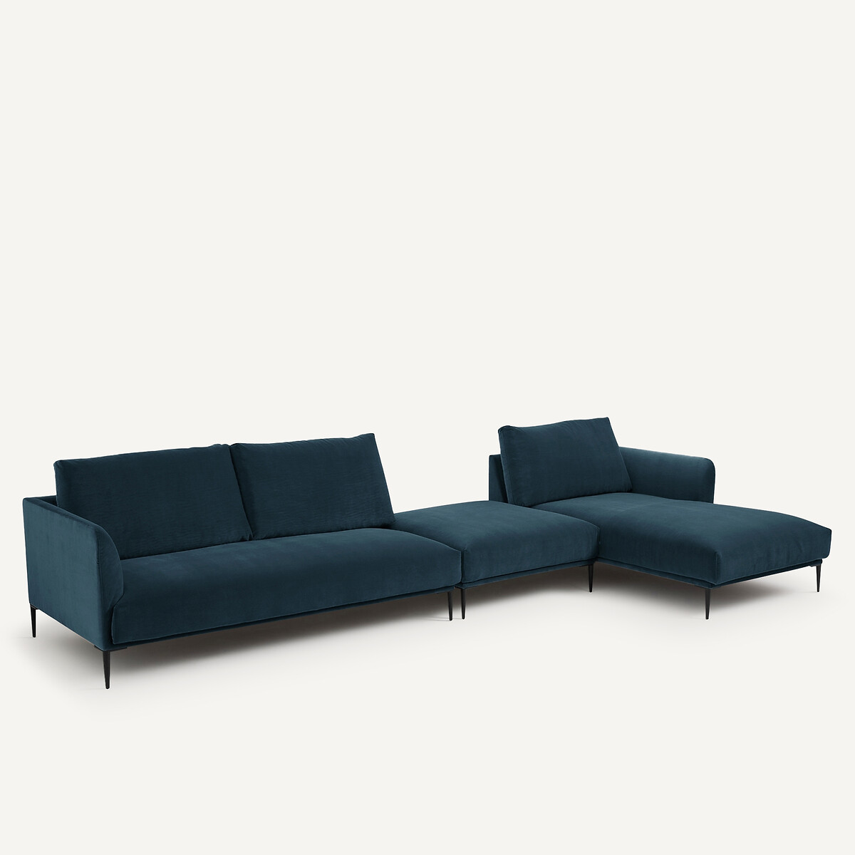 AM.PM<br>Puf XL em veludo, design Oscar E.Gallina