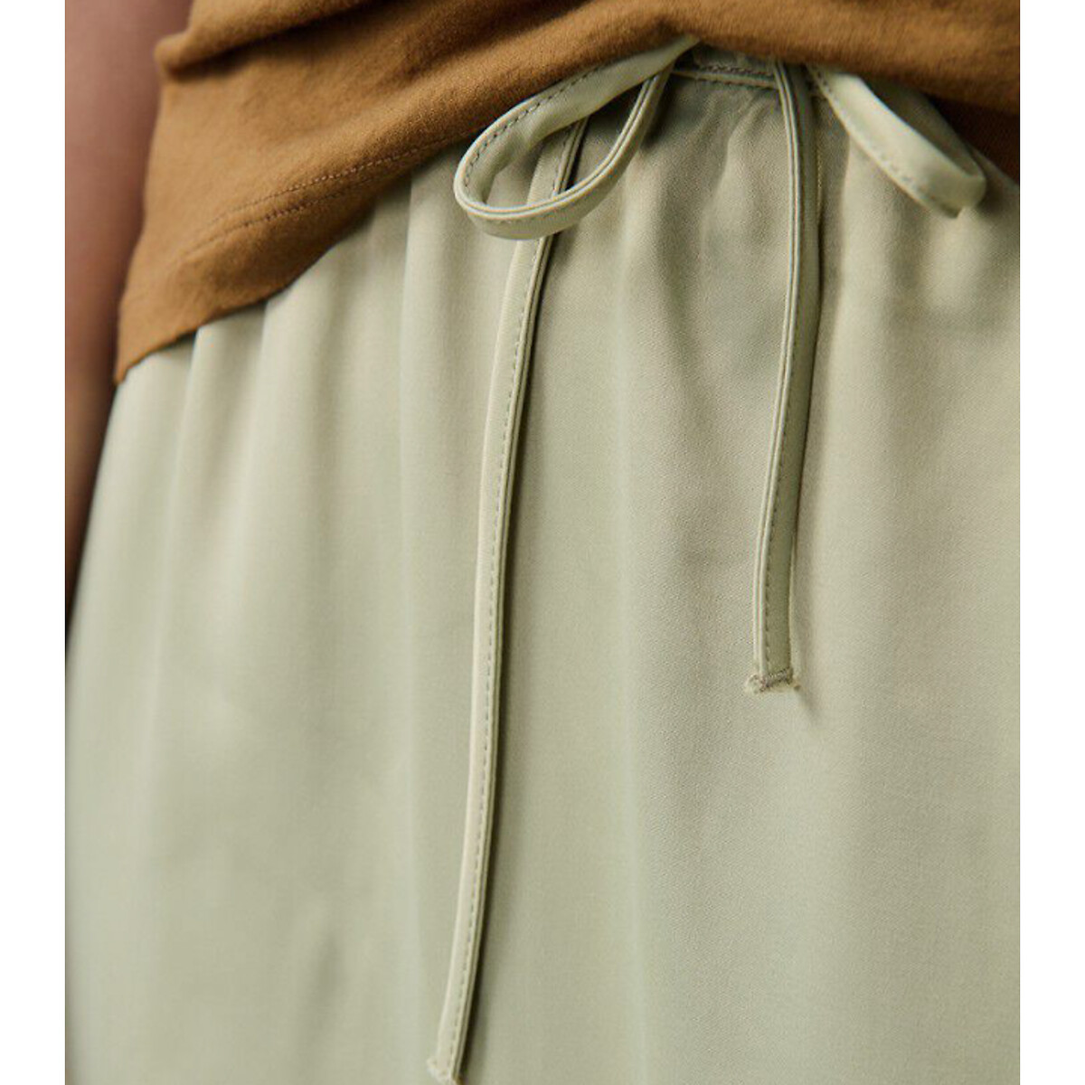 AMERICAN VINTAGE<br>Saia longa e ampla UNYL
