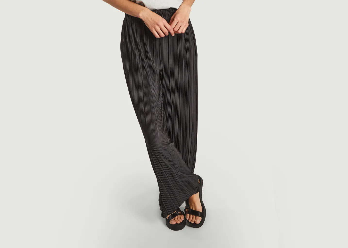 Pantalon plissé ample Uma Samsoe Samsoe