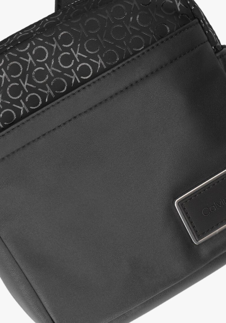 CALVIN KLEIN zwarte calvin klein reportertas ck elevated conv reporter s
