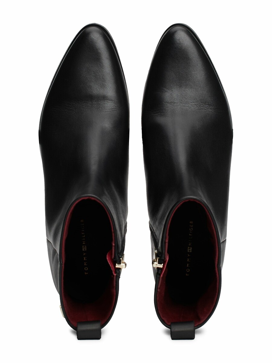TOMMY HILFIGER<br>Botas de couro estilo cowboy com salto