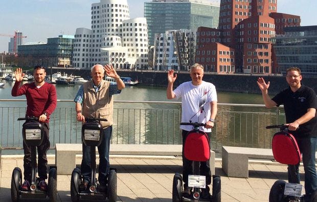 Segway Tour in Düsseldorf als Geschenkidee