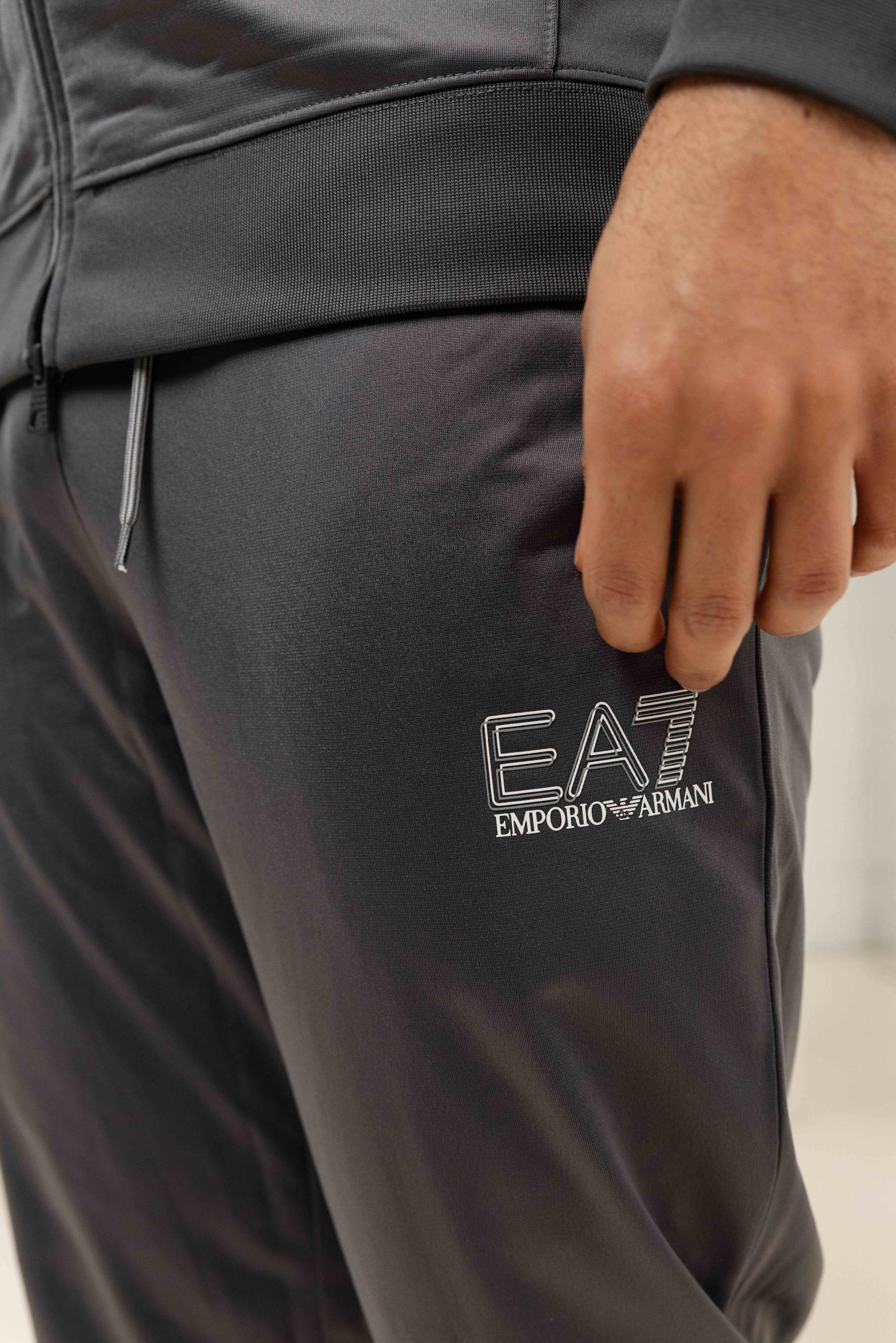 EA7 Emporio Armani 7M001320 Trainingspak Heren Grijs