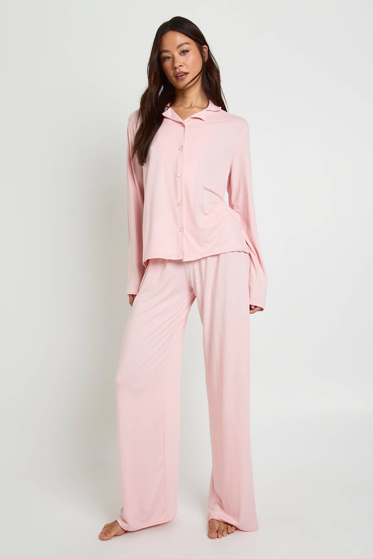 boohoo Ensemble pyjama : chemise à manches longues pour personnes de grande taille et pantalon