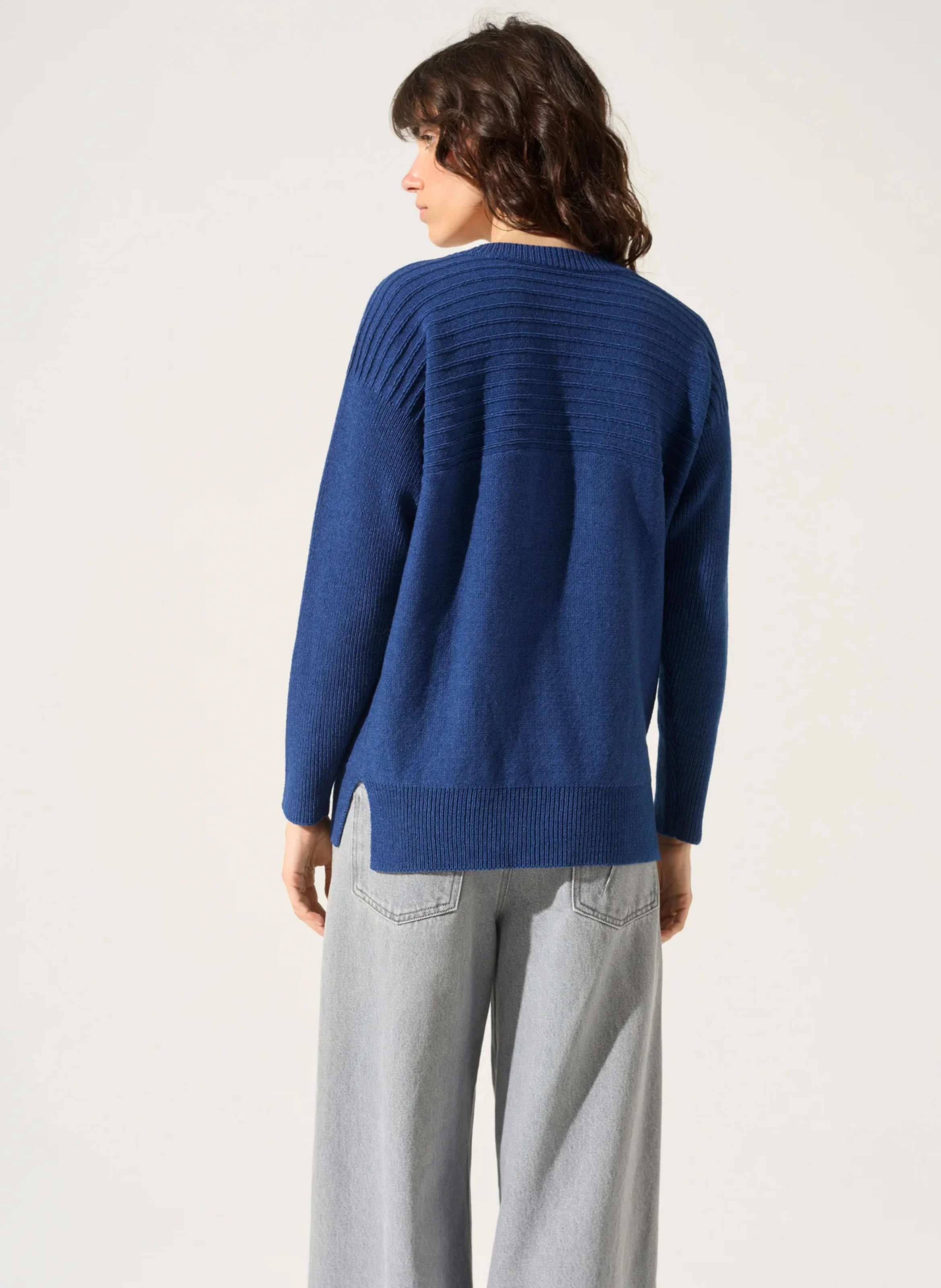 TRACY - Pull ajusté à col V | Bleu