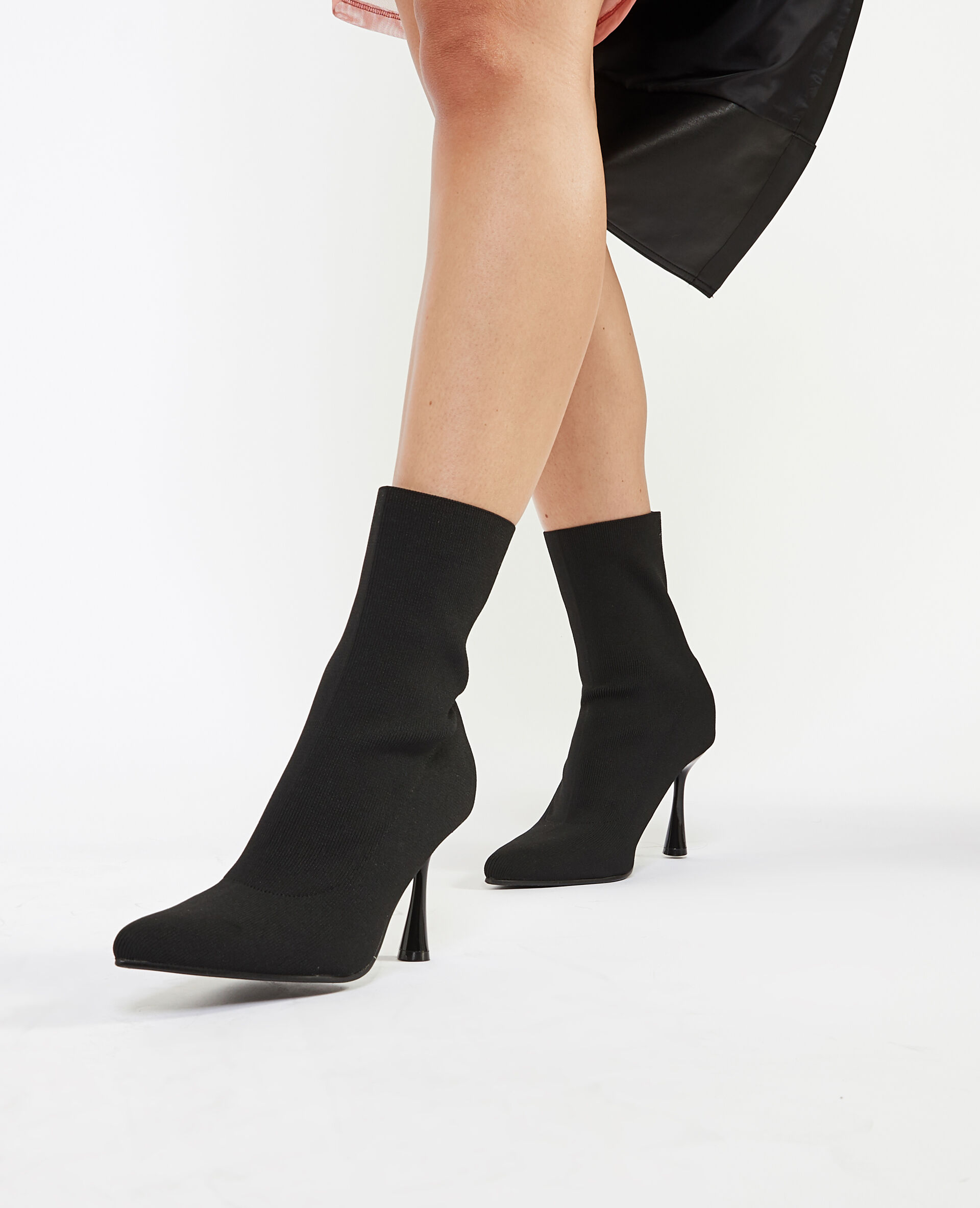 Boots pointues en maille textile extensible - Noir