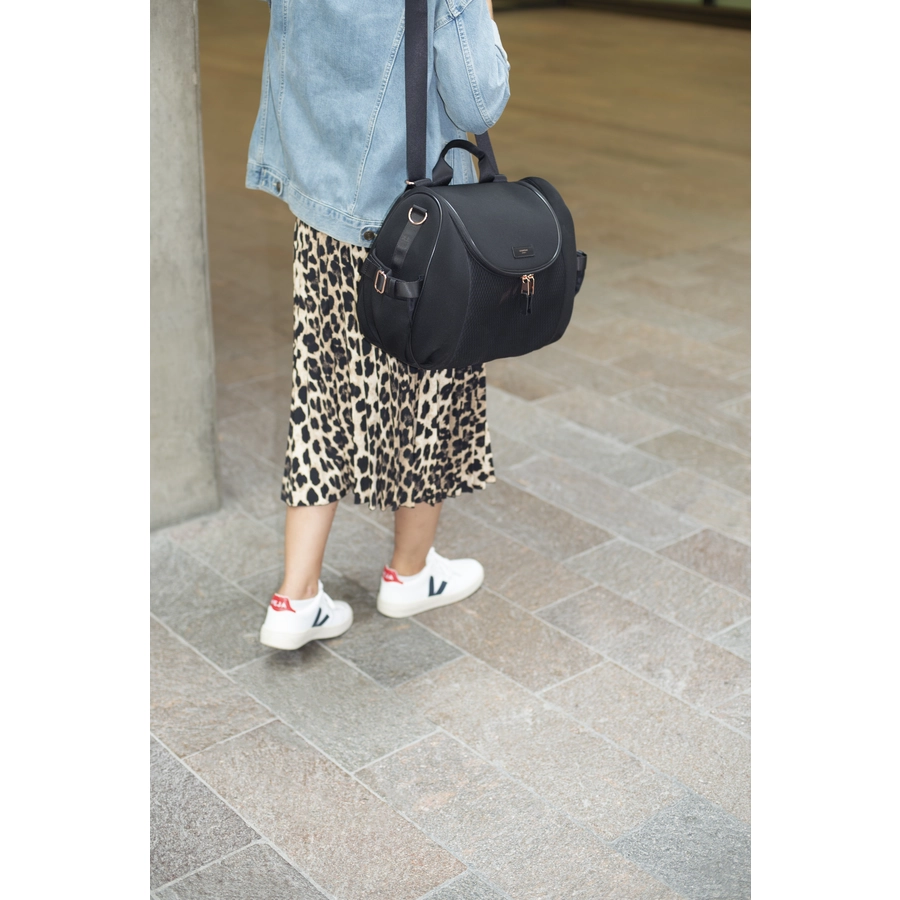 storksak Wickelrucksack Poppy Luxe Black Scuba