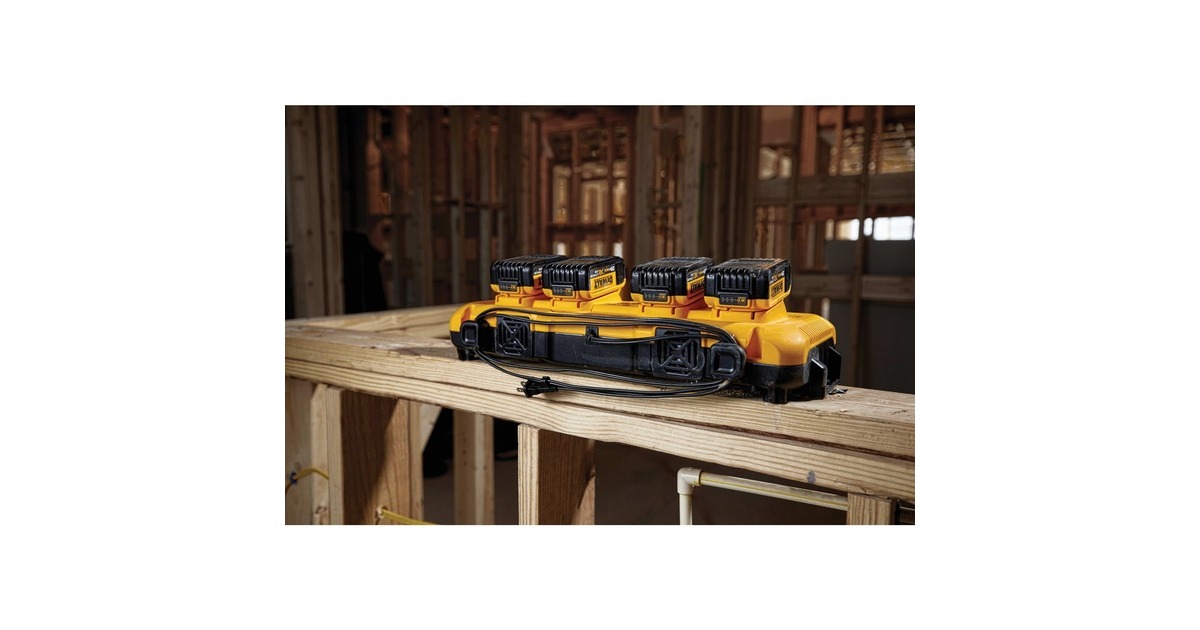 DEWALT4-poort snellader oplader  (Geel/zwart)