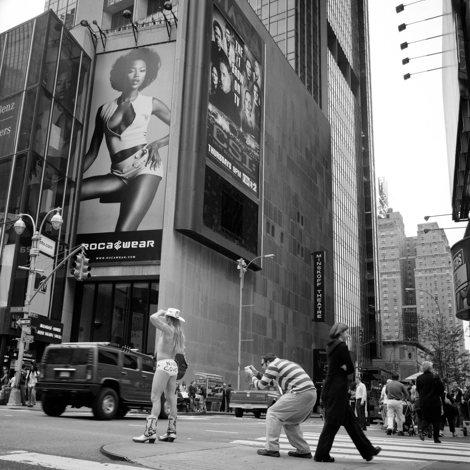 Times Square#4 by Wouter Deruytter - Limited Edition. Edition of: 150. Signed.