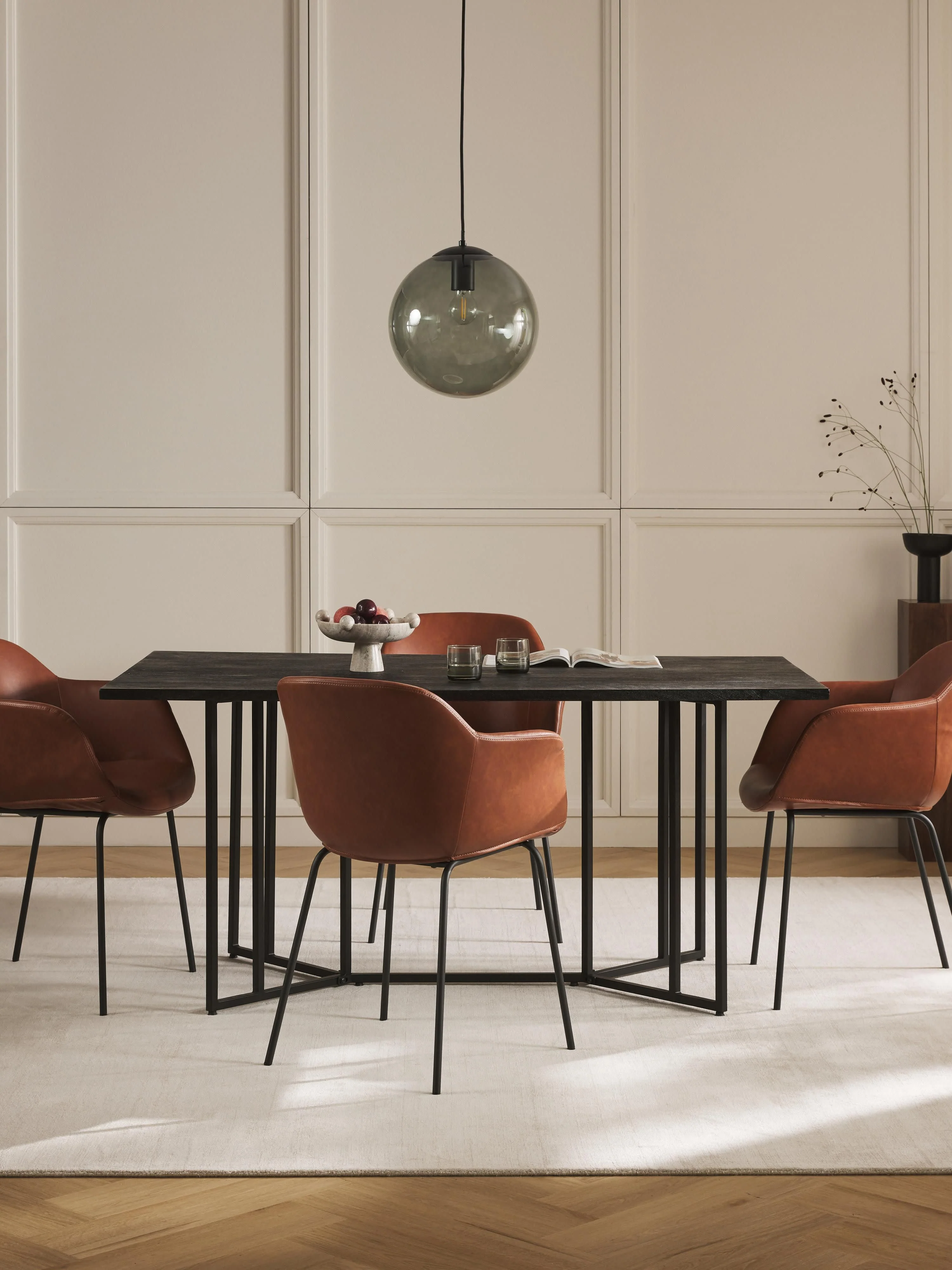 Eettafel Luca van mangohout, in verschillende formaten