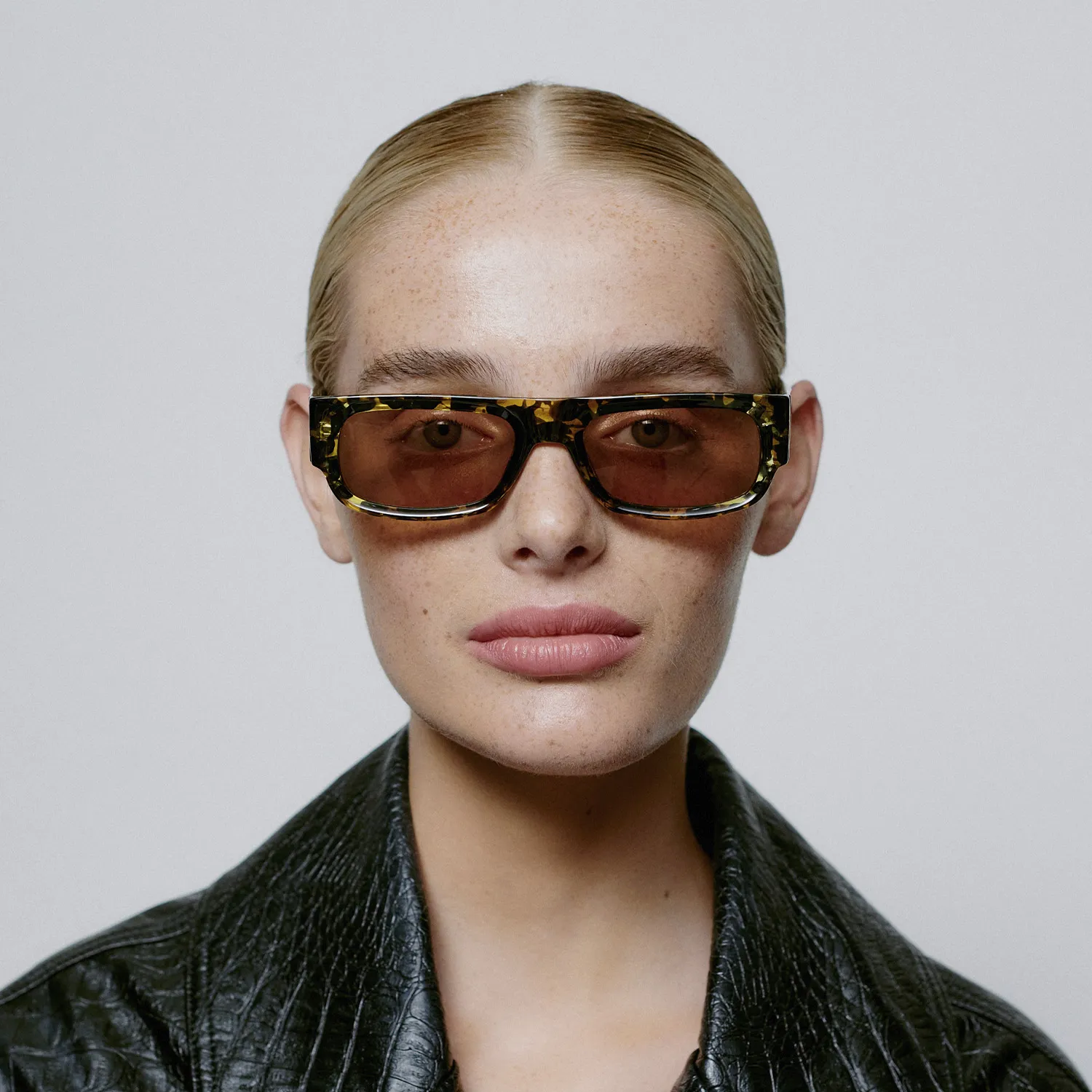 A. Kjærbede Jean Solbrille KL2315-006