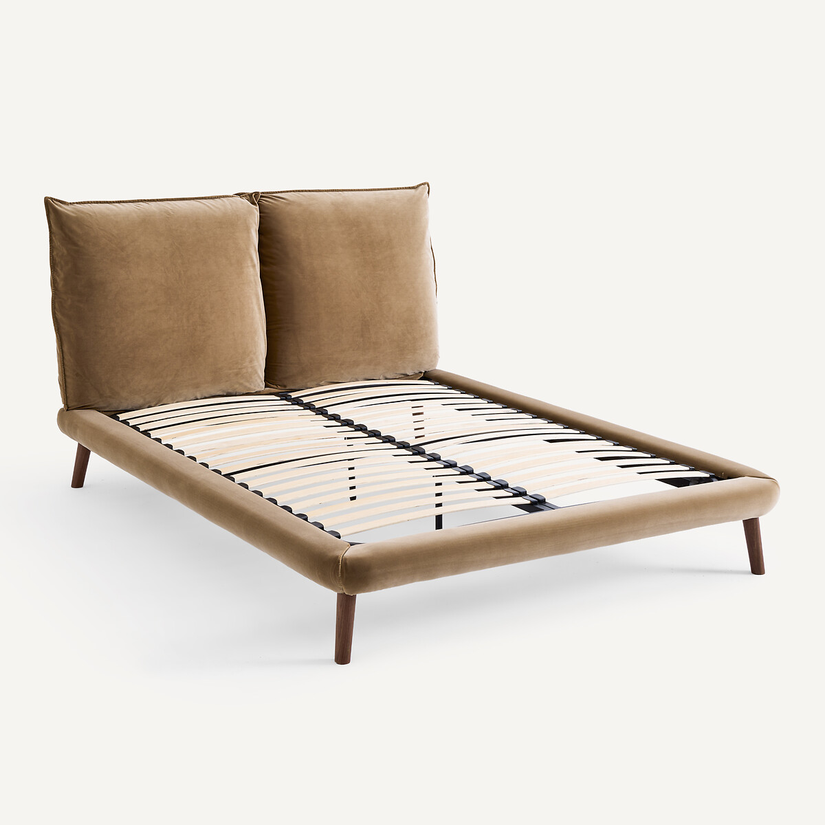AM.PM<br>Cama, roda livre, design Aurore E. Gallina