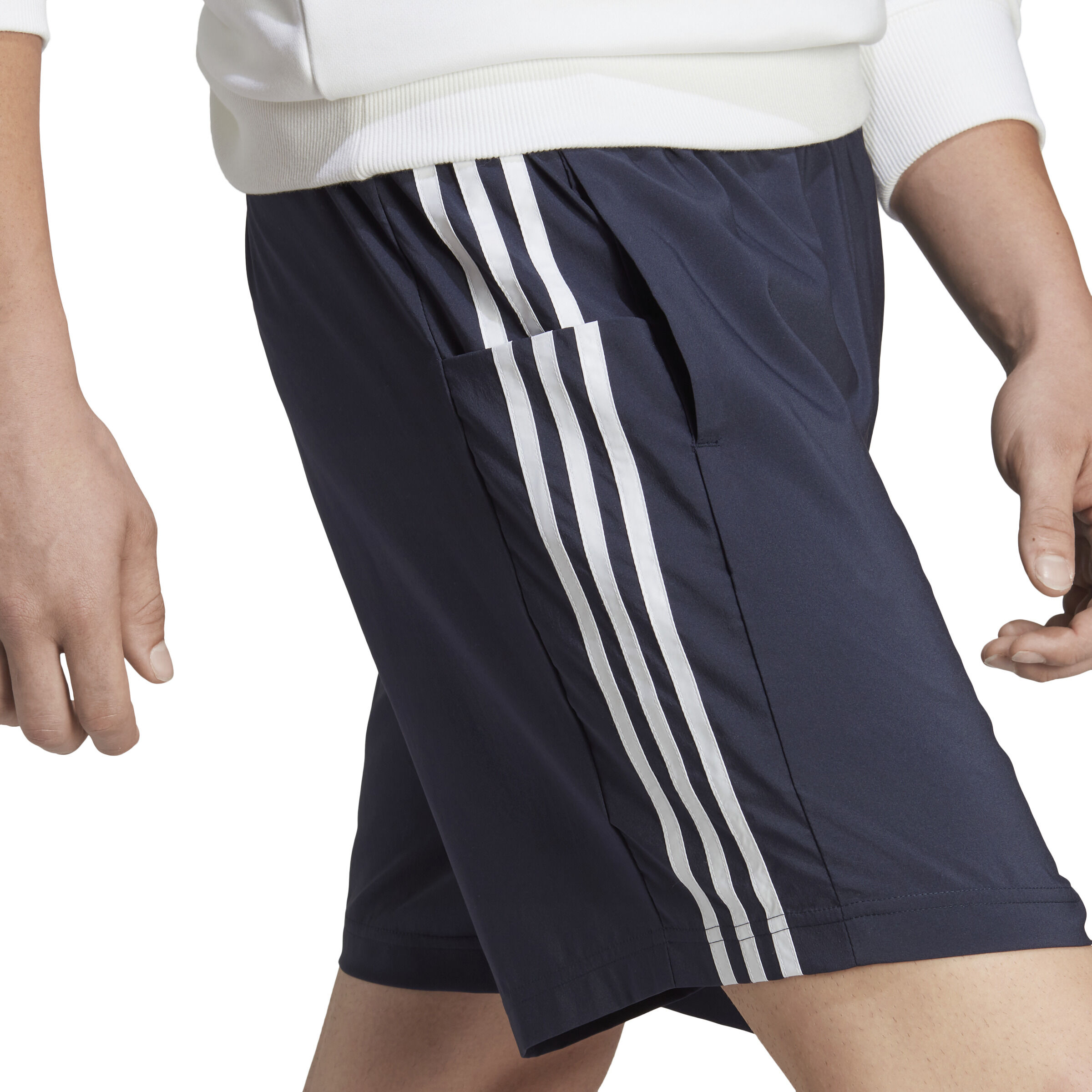 adidas Essentials AEROREADY Chelsea 3-Stripes Shorts Hommes - Bleu Foncé , Blanc