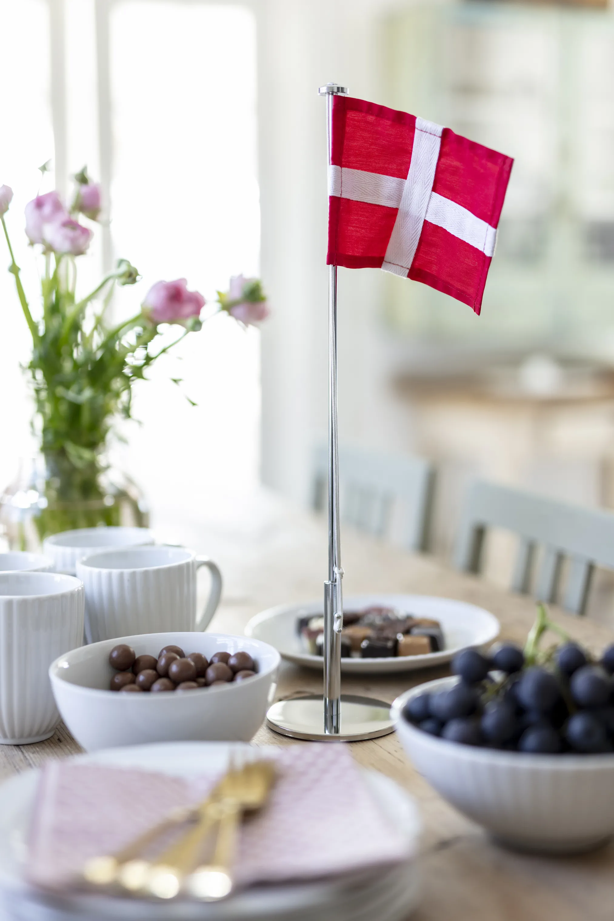 CASA Living Bordflag