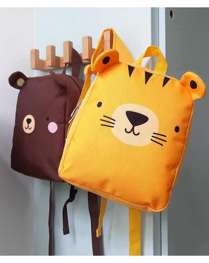 Kinderrucksack LITTLE BACKPACK – TIGER (21x26x10) in gelb