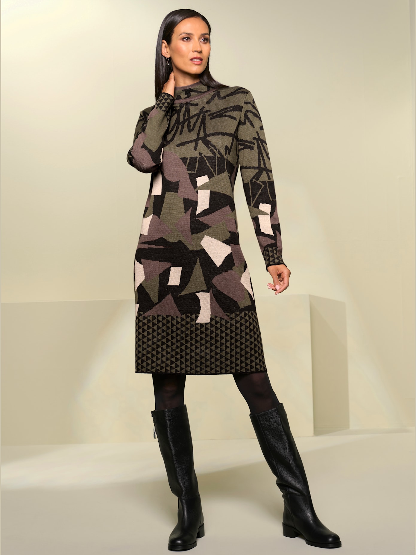 Robe en tricot col montant tendance