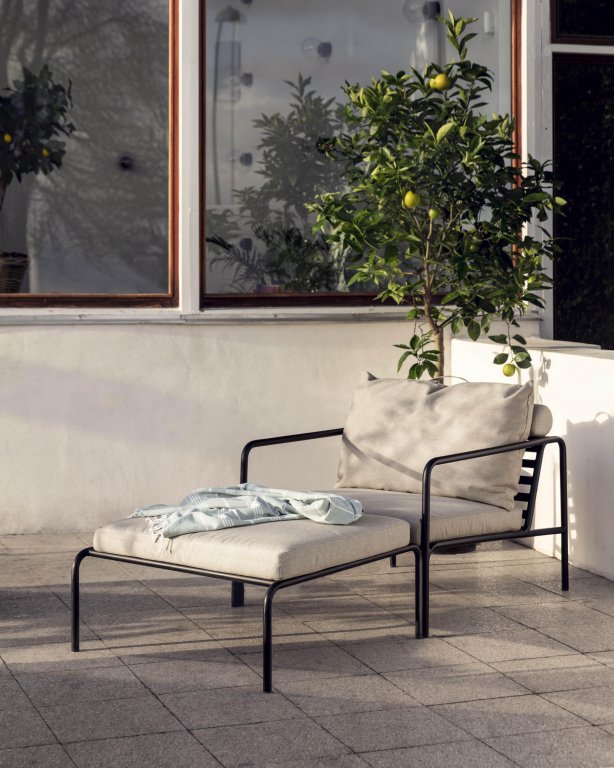 Houe Avon Lounge fauteuil frame zwart stof leaf heritage