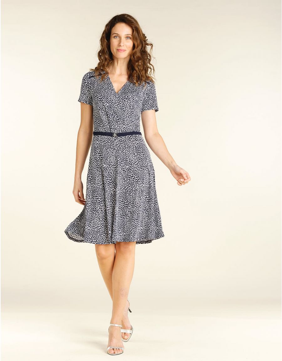 Robe cache coeur bleue