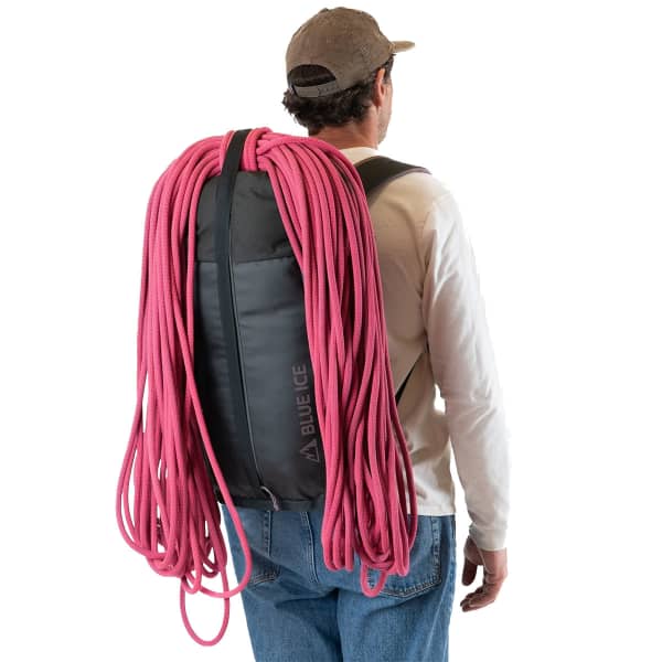 Sac à corde BLUE ICE MOONLIGHT 25L PACK PIRATE BLACK