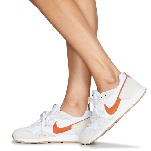 Nike - NIKE VENTURE RUNNER - Blanc