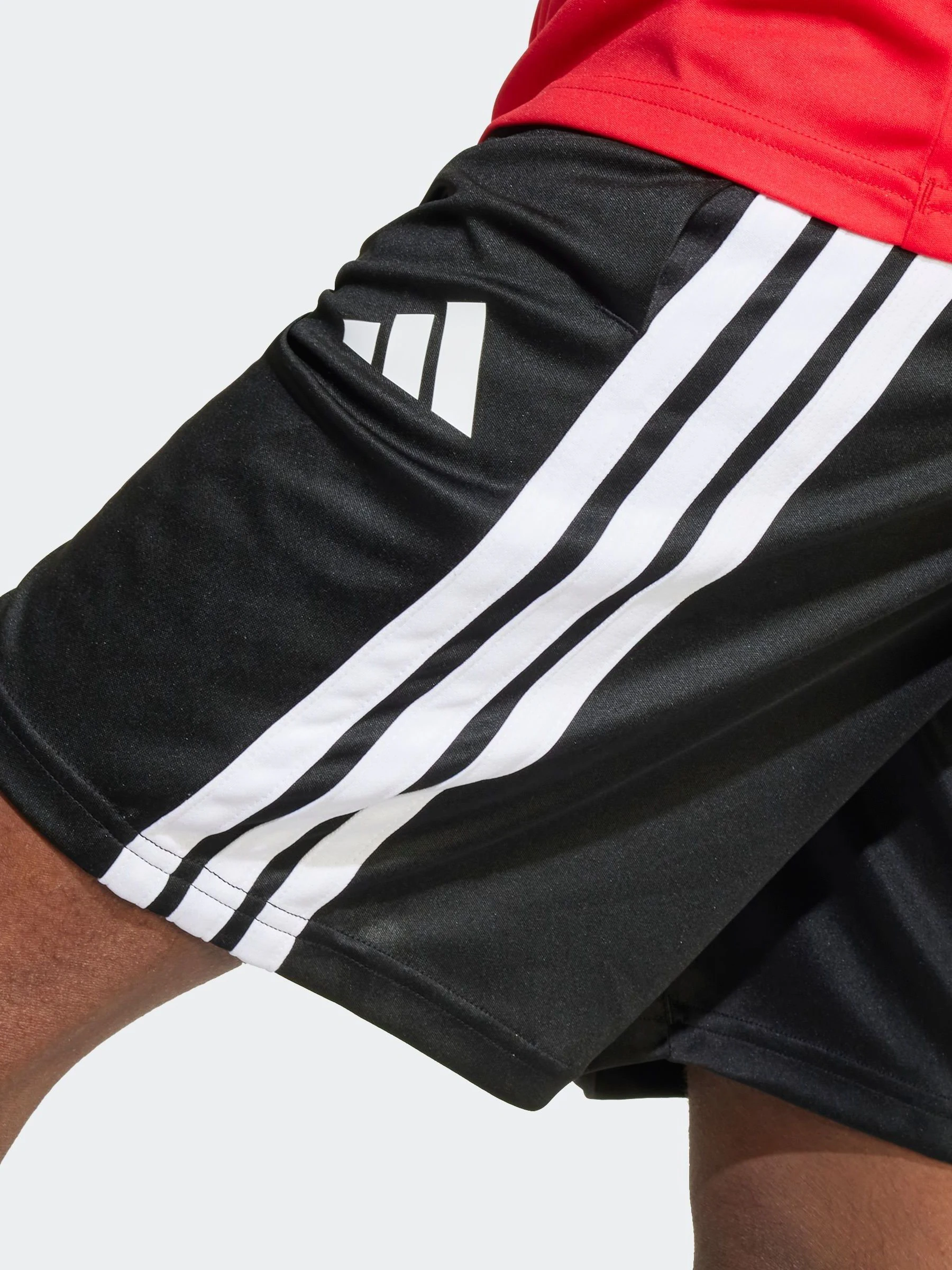 Rood - adidas Train Essentials 3-Strepen Kids T-shirt & Shorts Set