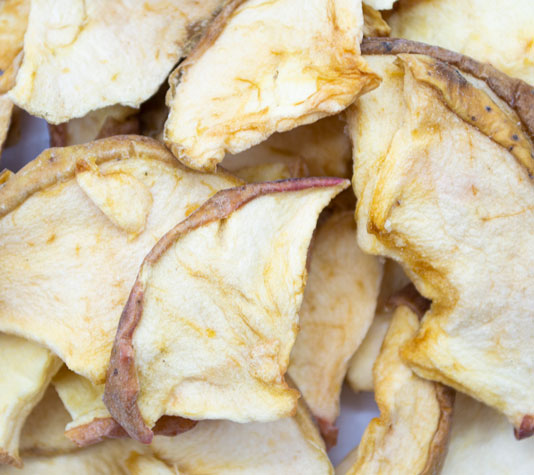 Chips de Maçã para Coelhos, Cavalos e Outros Animais - 150g - Maçã Desidratada 100% Natural - Petisco Rico em Minerais para Seus Animais de Estimação