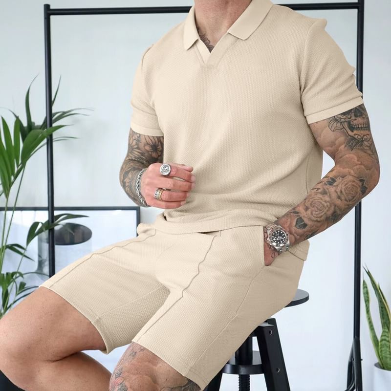 Dubbel Wit - Set: Effen top met korte mouwen en kraag + shorts