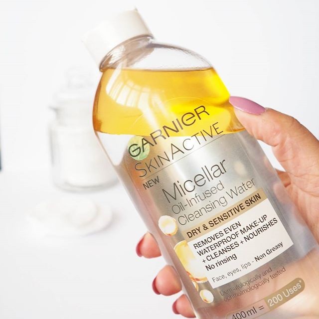 Garnier - Micellar Water in Oil 400 ml - Micellar Water