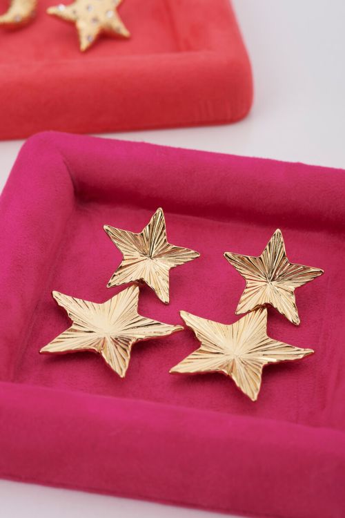 Starry oorhangers met statement sterren