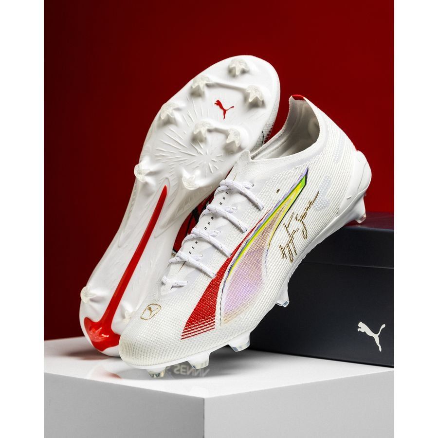 PUMA Ultra 5 Ultimate FG Senna - Blanc/Doré/Rouge ÉDITION LIMITÉE