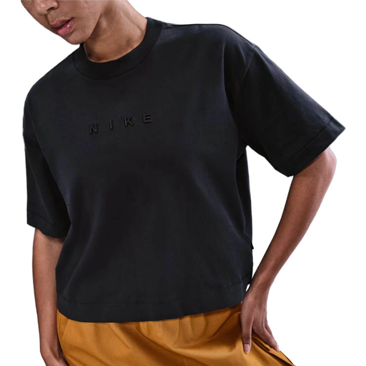 T-Shirt Nike Sportswear Boxy Mulher