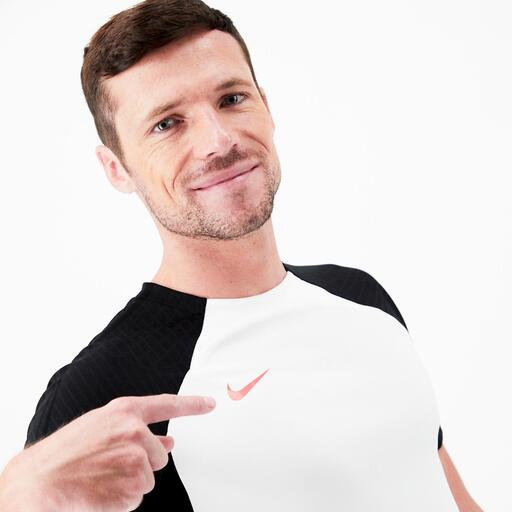 Ataque da Nike