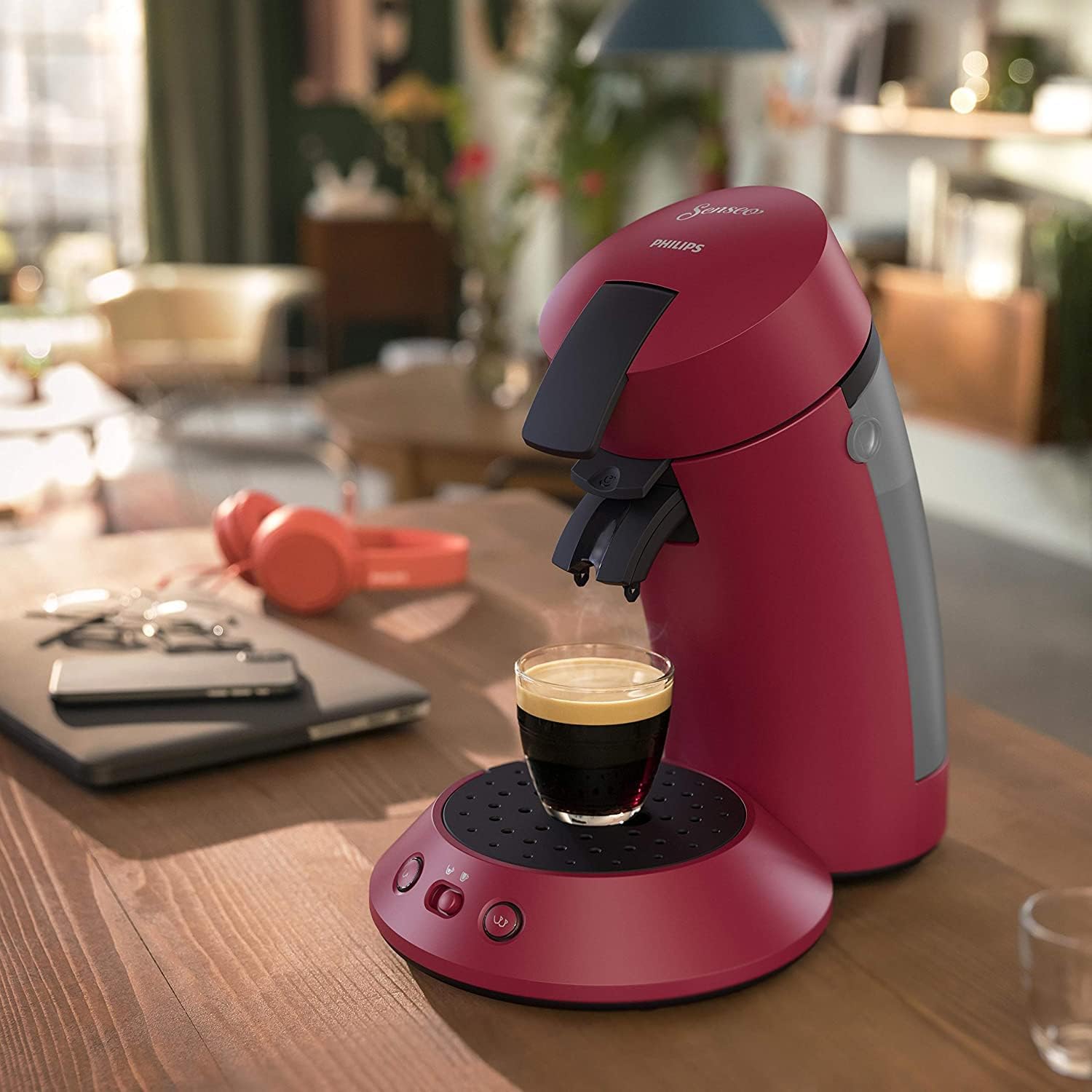 Philips Senseo Original Plus Machine à Dosettes, Blanche, Sélecteur d'Intensité, Technologie Coffee Boost, Fabriquée avec du Plastique Recyclé, CSA210/11