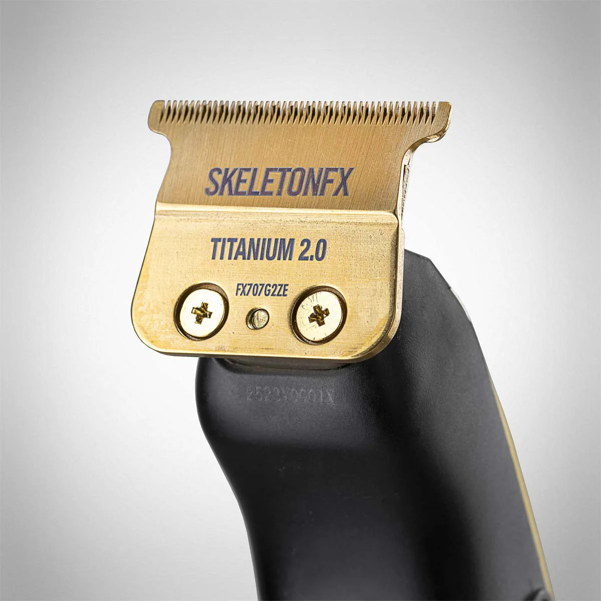 Tondeuse de Précision LO-PROFX GOLD FX726GE
