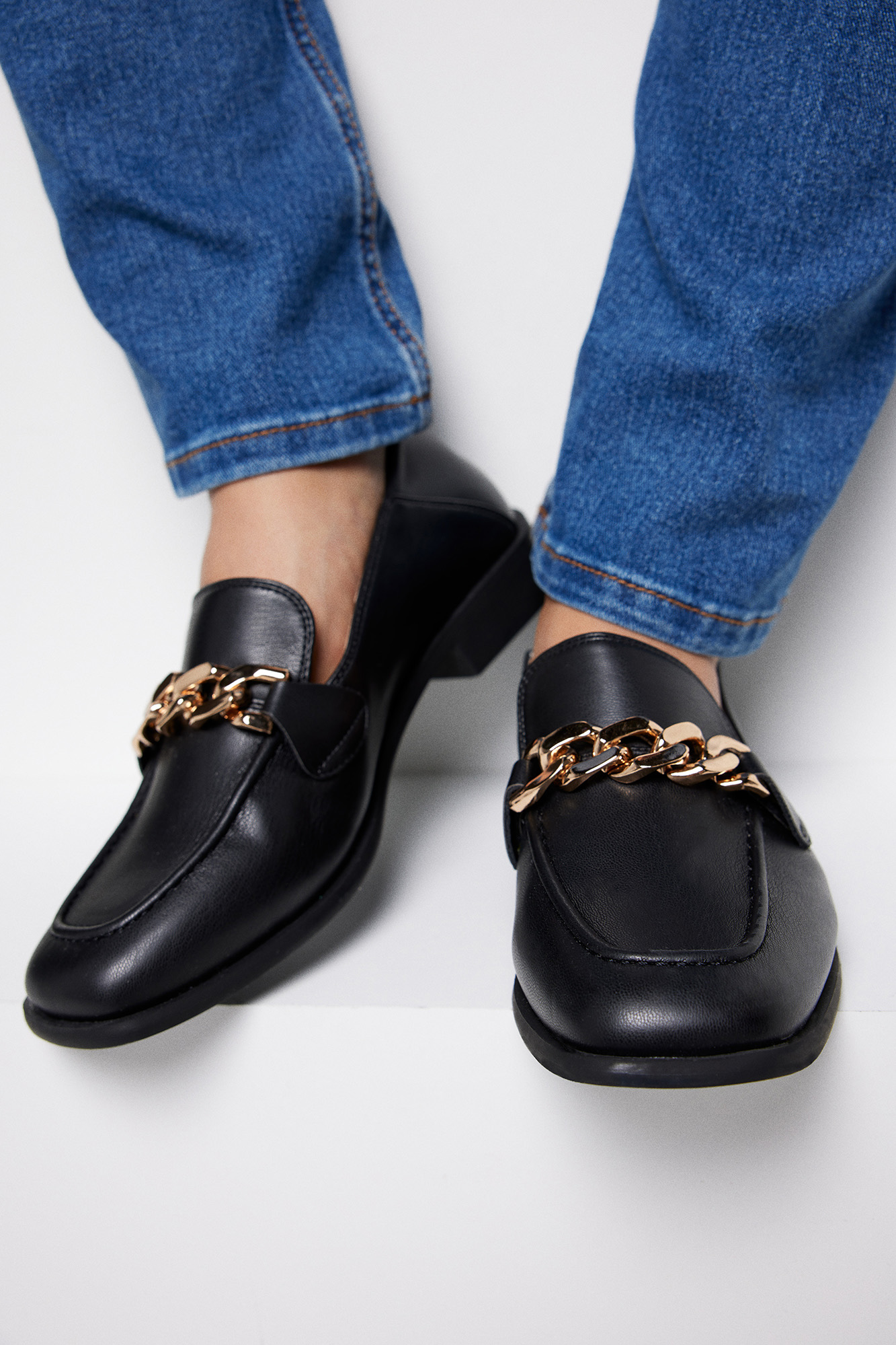 sapato mocassim de couro sintético