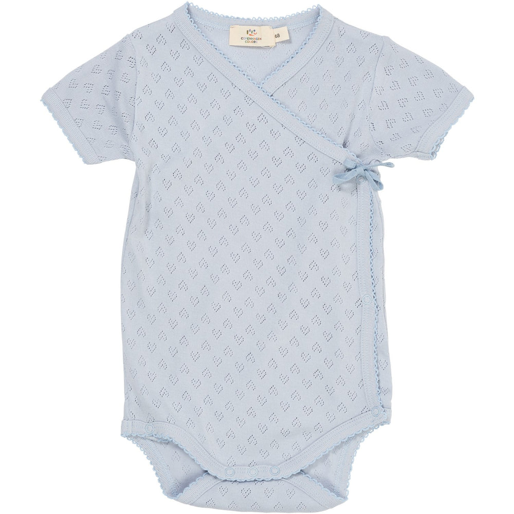 Køb COPENHAGEN COLORS Dusty Blue Pointelle Heart Crossover Body Ss