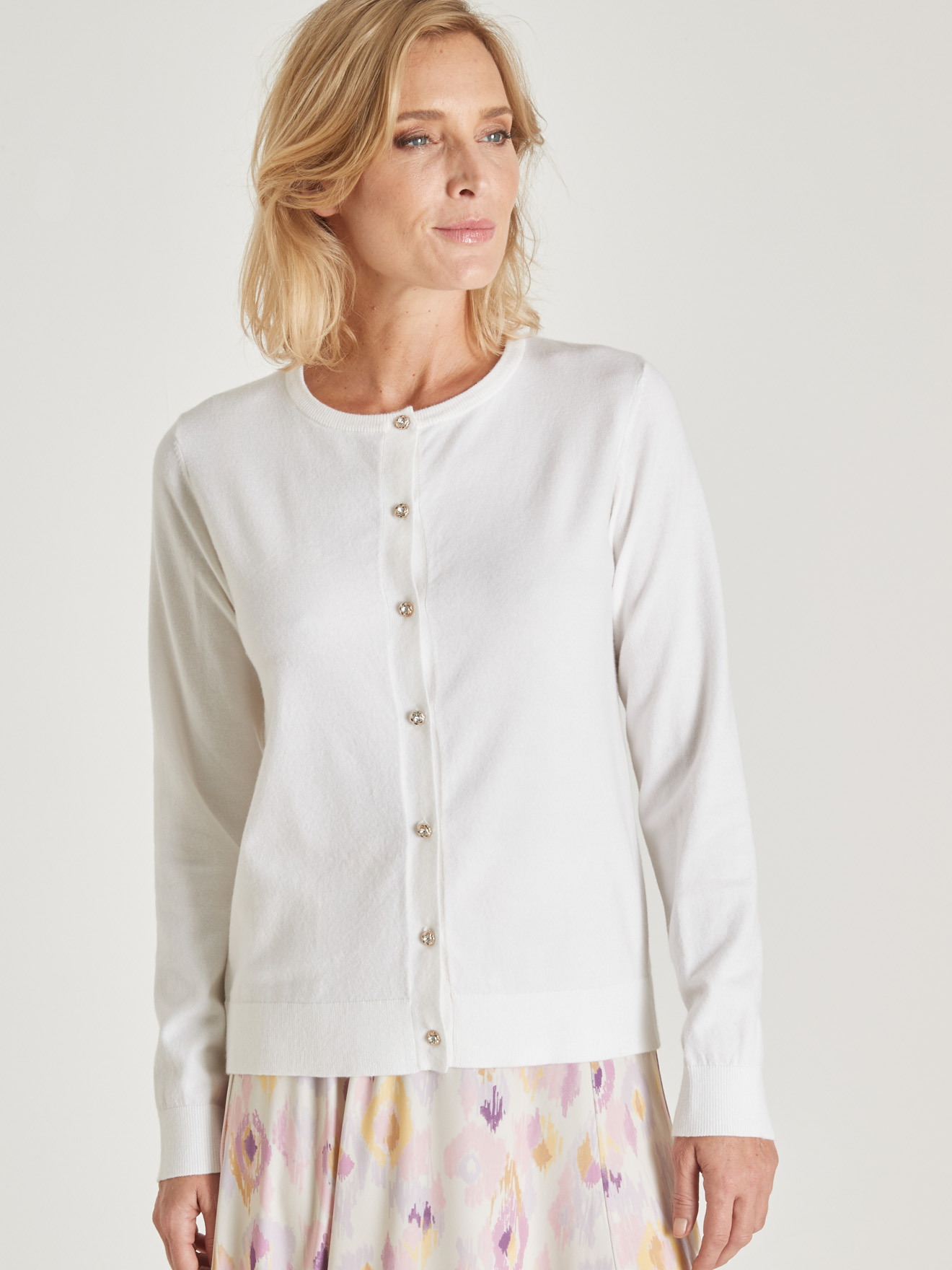 Cardigan élégant boutons-bijoux