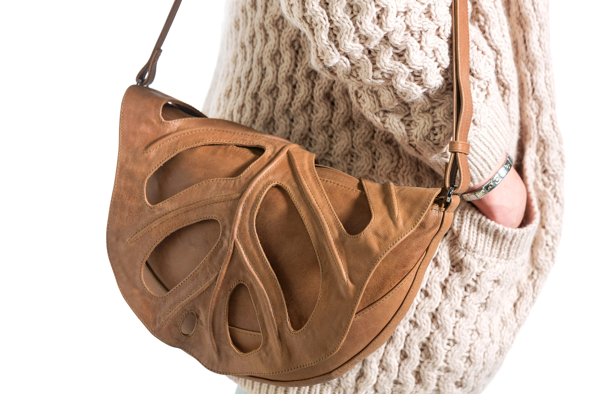 Jungle Leaf Cognac Vintage Leather