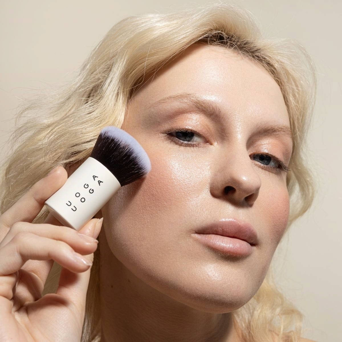 UOGA UOGA  Mini Foundation Brush, 22 g