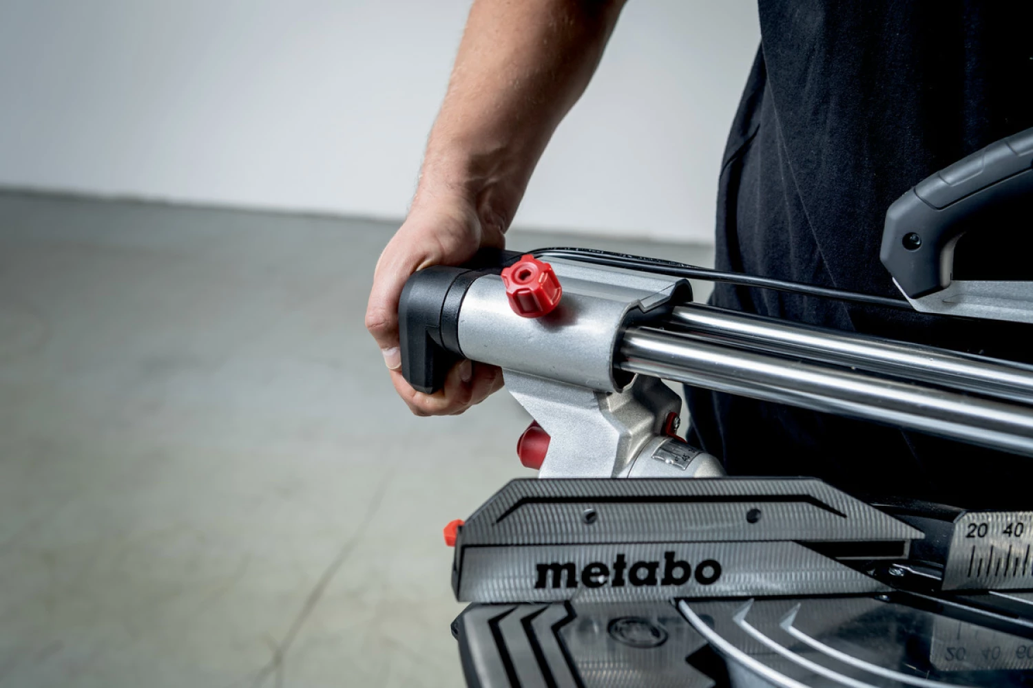 Metabo KGS 305 M Afkortzaag - 2000W - 305 x 30mm - Quick hendel