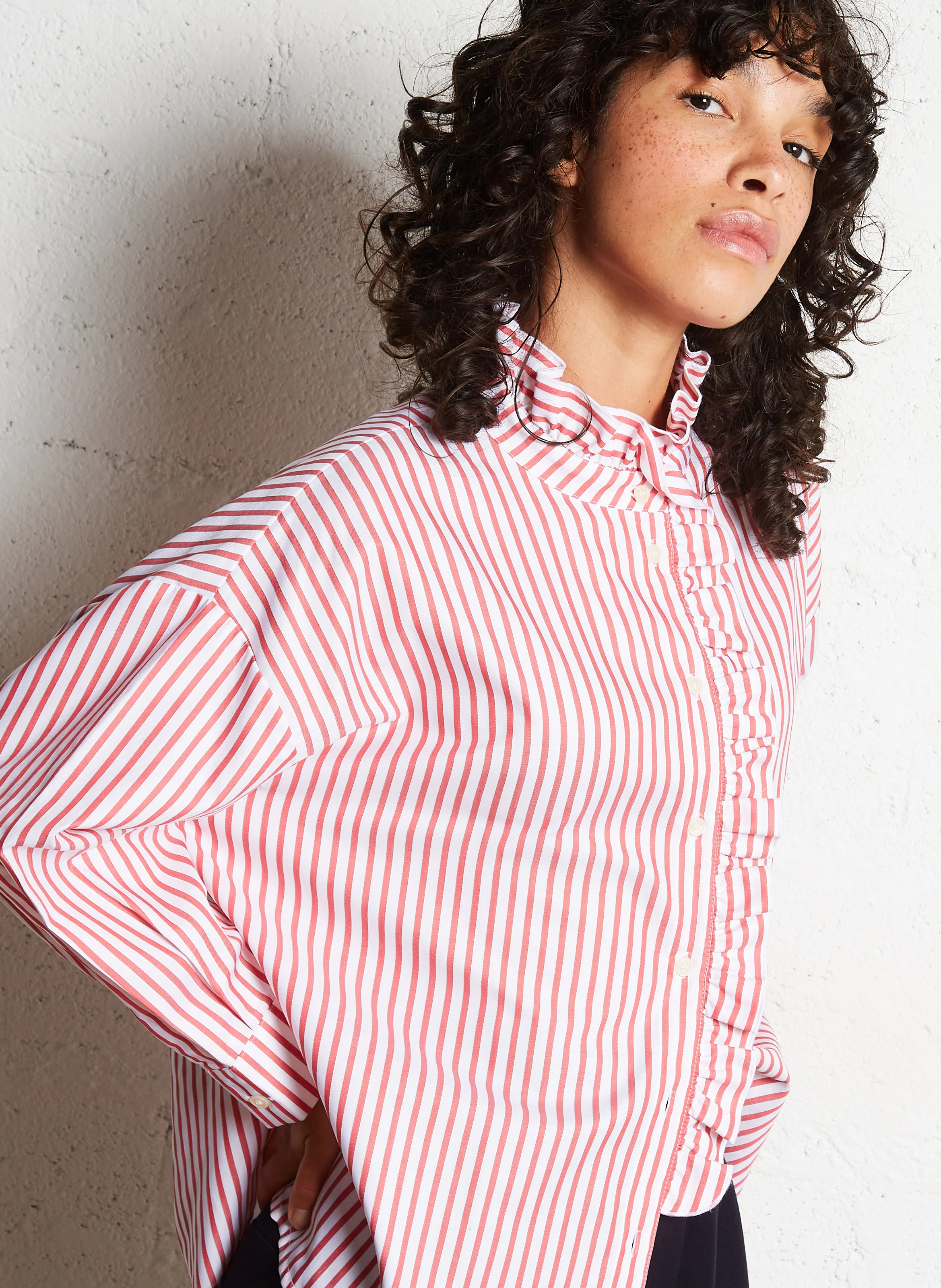 GILDA - Chemise col victorien ample en coton rayé | Rouge