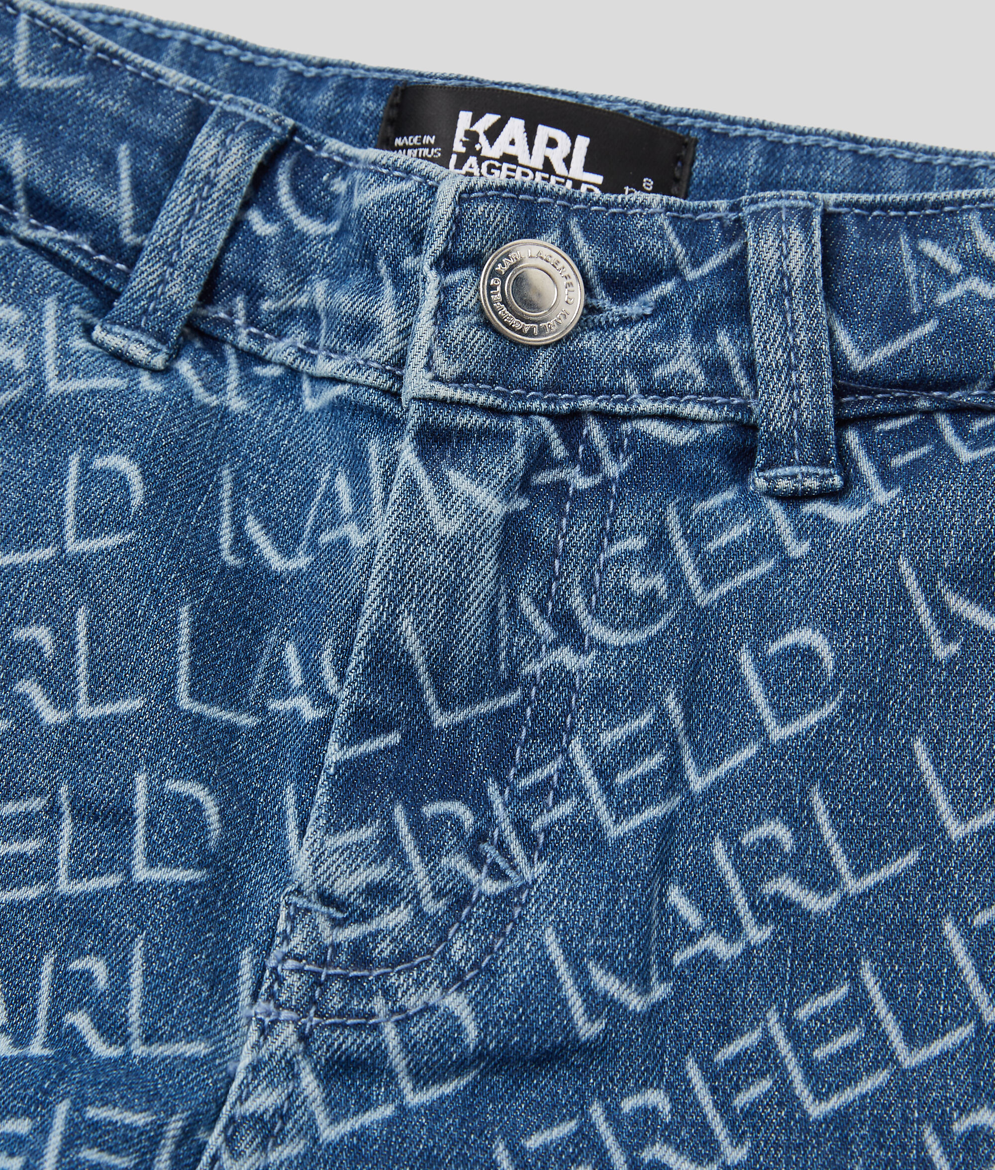 Short en jean pour garçon à logo en diagonale