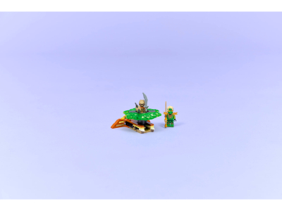 LEGO Lloyd vs. aardemonster in spinner (71850)