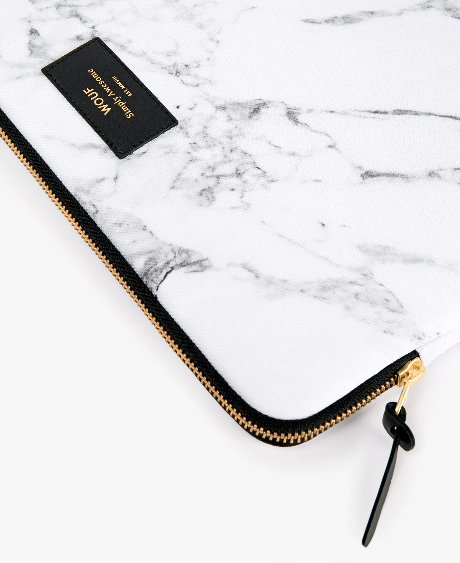 Wouf White Marble iPad sleeve