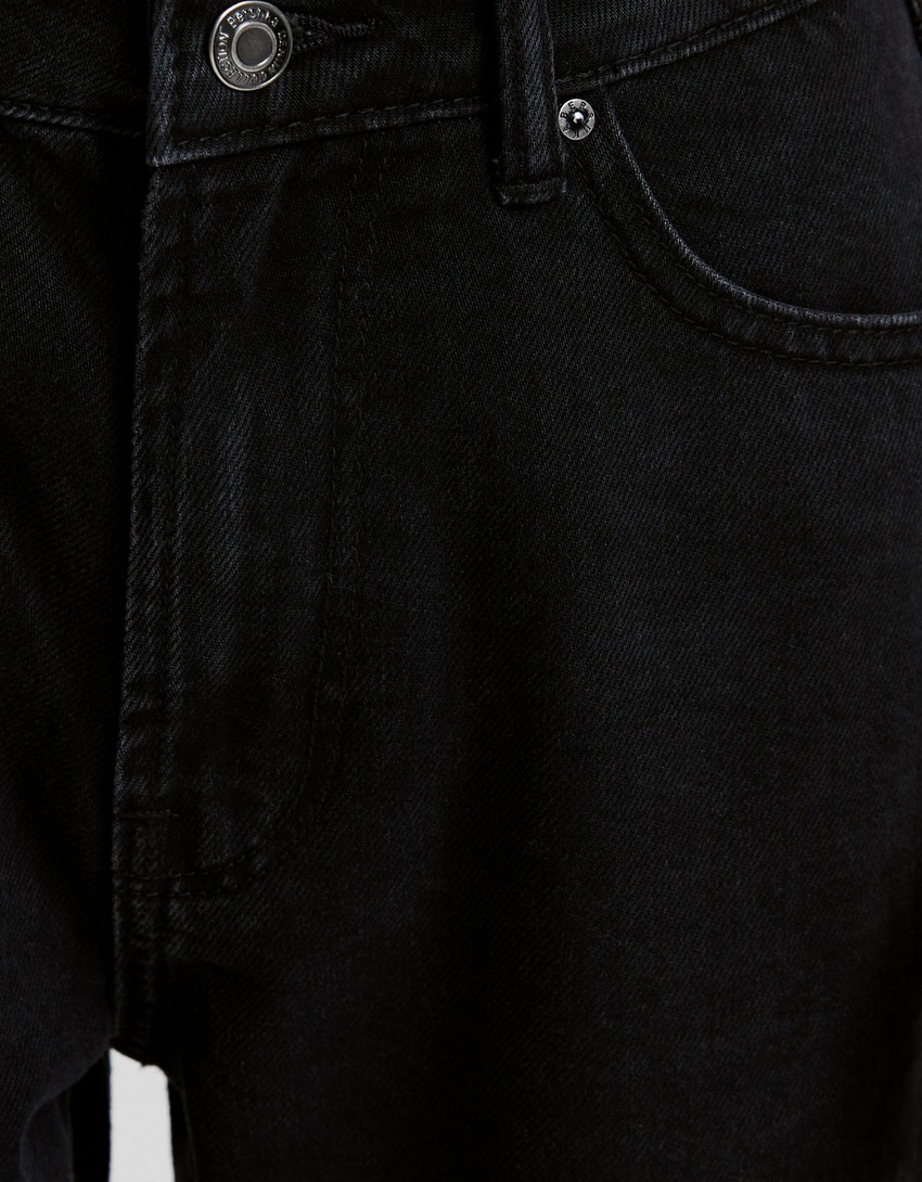 calça jeans de mãe