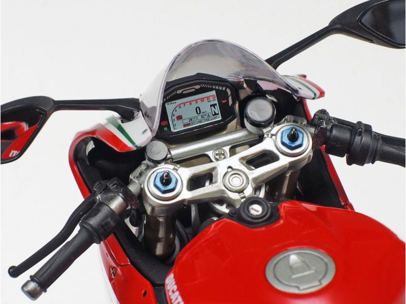 Tamiya Bausatz Ducati Panigale 1199 S Tricolore 1:12 Kunststoff Modellbausatz
